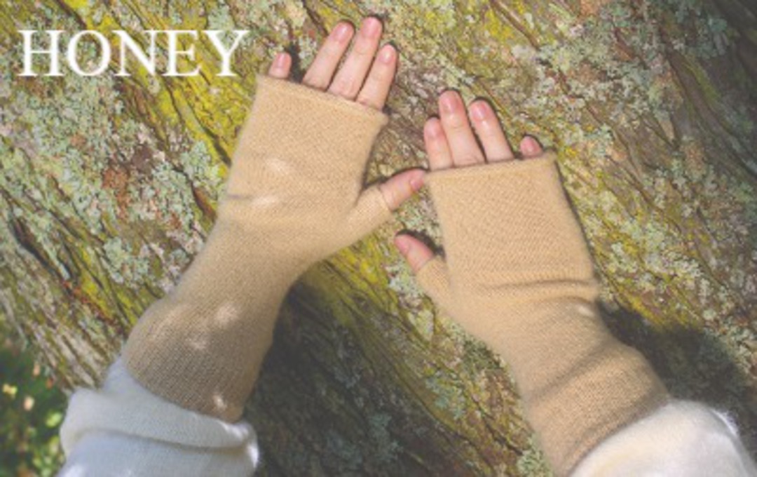 Alpaca Fingerless Mitten image 1